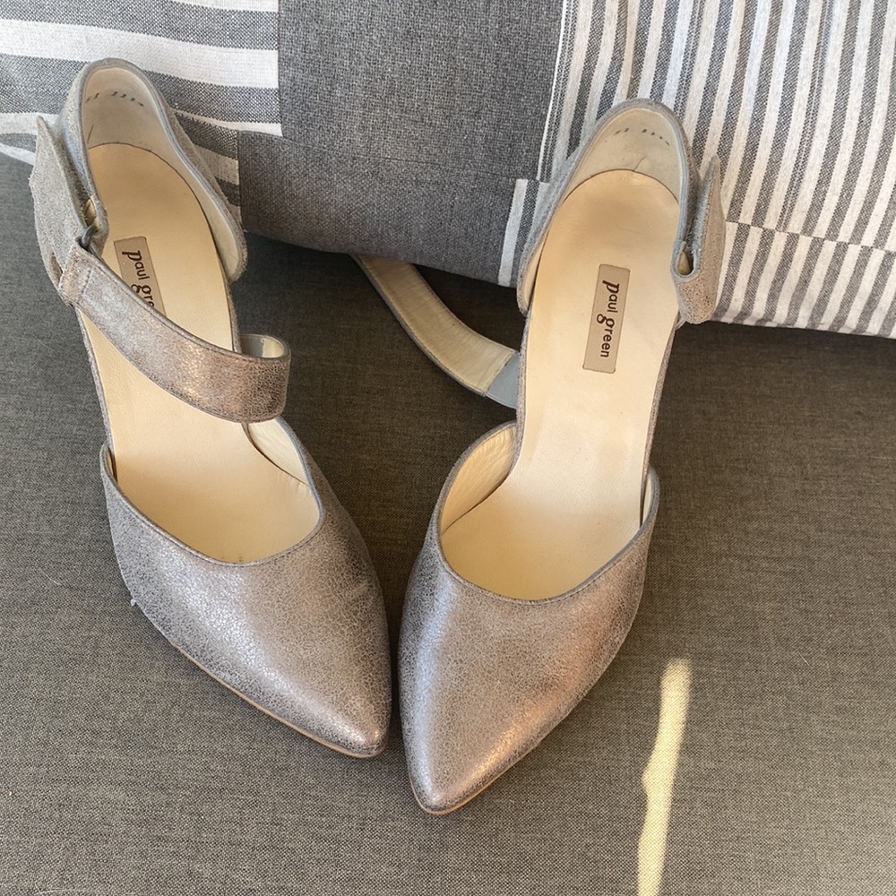 Paul Green Silver pumps with Velcro strap size 71/2
